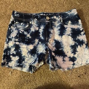 Super cute INC Shorts